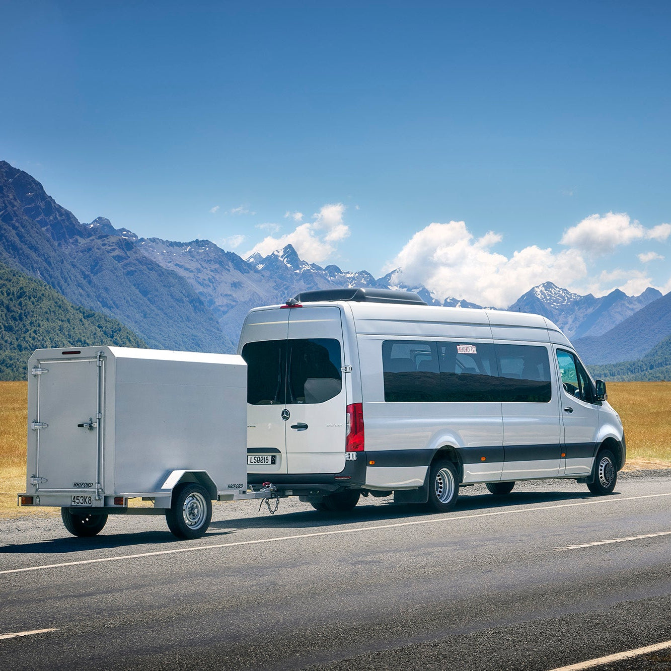 Luxury Mercedes vehicle for private Milford Sound guided tours